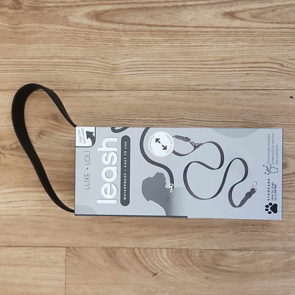 LUXE + LOLI Black, Durable, Waterproof, Odor-Resistant Leash For Dogs - Standard